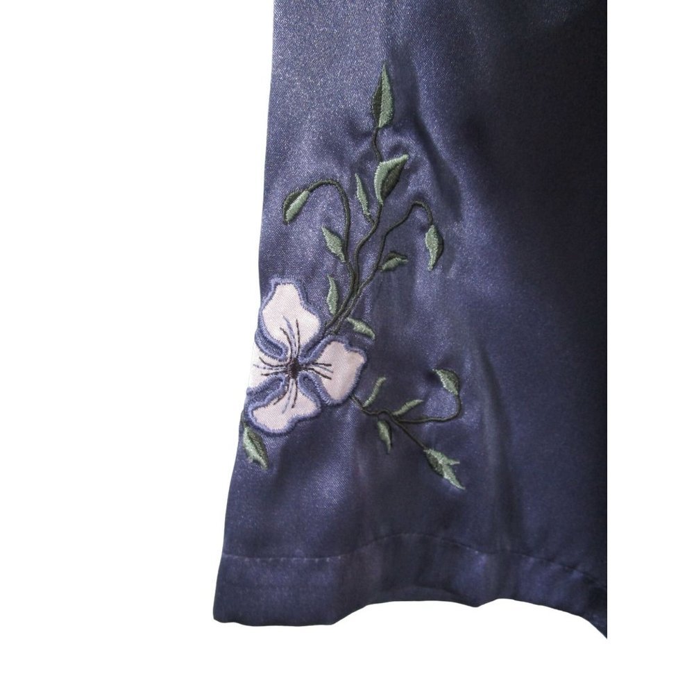 Halston Slate Blue Embroidered Applique Floral Satin Robe Ladies PL EUC - Picture 5 of 16